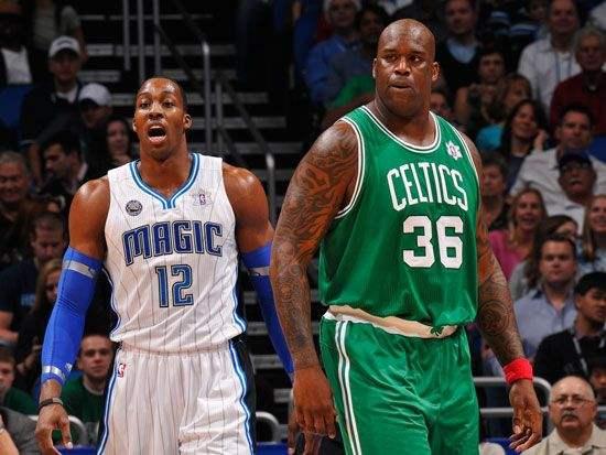 祖巴茨扣篮，激情四溢的空（祖巴茨暴扣，瞬间点燃全场）