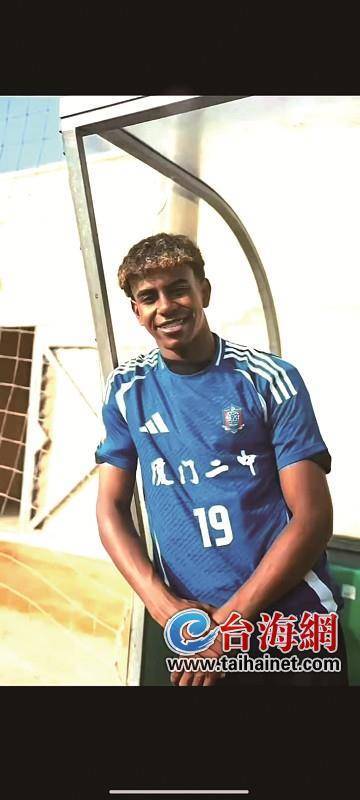 空中轰炸！多特抛传输送炮弹 哈滕起飞空接单臂灌篮