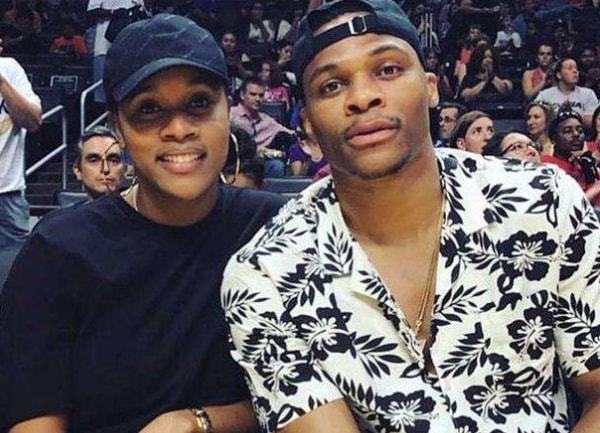 森林狼vs马刺前瞻：爱德华兹PK福克斯，两队皆欲取得连胜（森林狼对阵马刺前瞻：爱德华兹迎战福克斯，双方力争延续胜势）