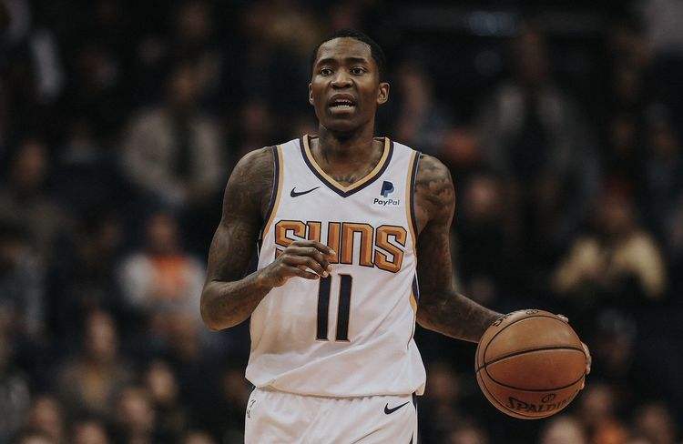 NBA漫谈｜湖人罚球制胜，狄龙老詹多次冲突！两人究竟有何恩怨？（NBA热议｜湖人靠罚球取胜，狄龙与老詹屡次冲突：两人恩怨何来？）