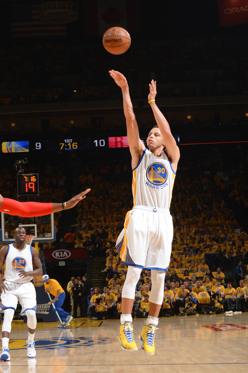 西媒：德拉富恩特将在欧美杯前确定世界杯阵容，用阿根廷当试金石（西媒称德拉富恩特将于欧美杯前敲定世界杯名单，阿根廷成检验阵容的试金石）