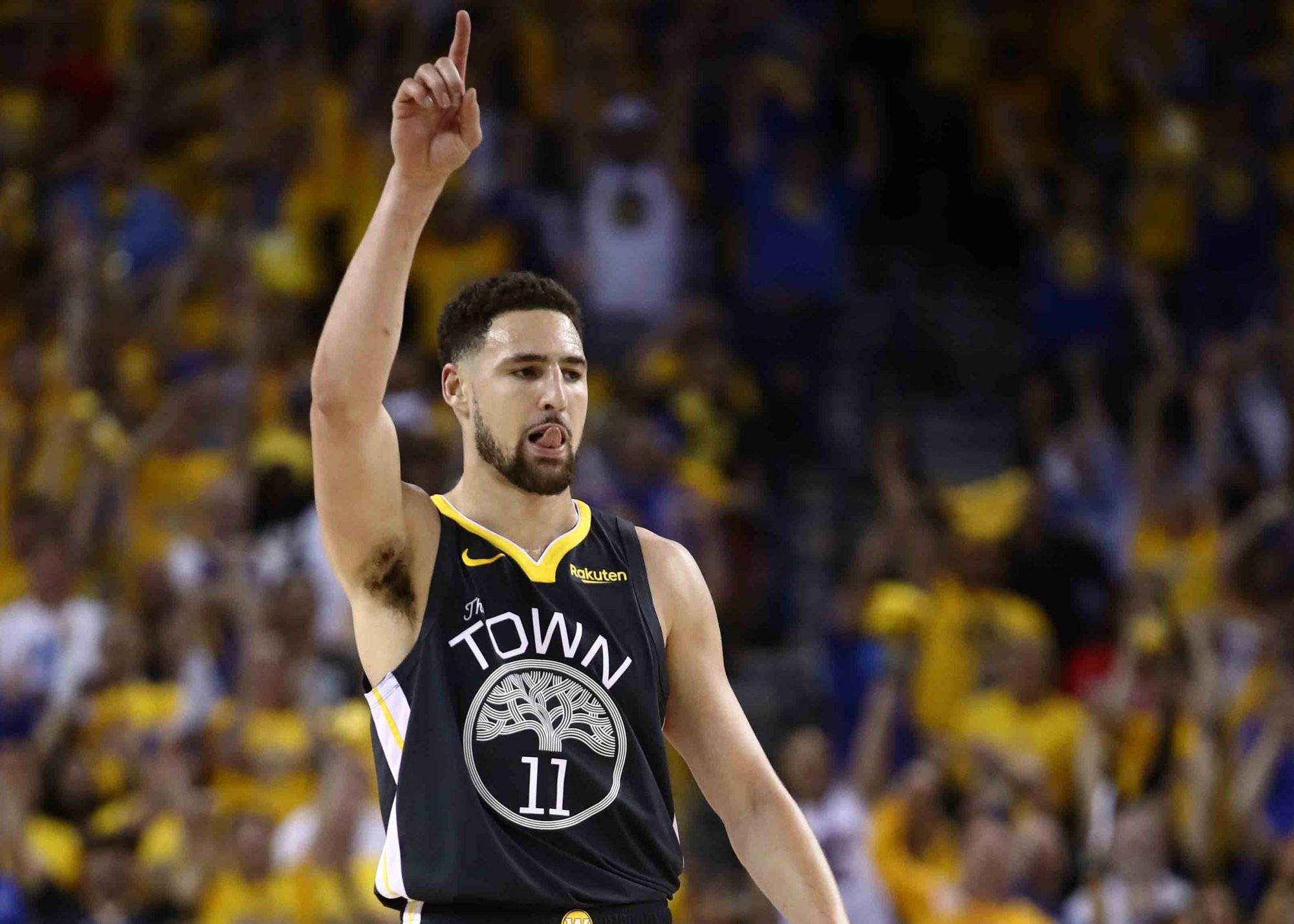 官方：匈牙利豪门费伦茨瓦罗斯与主帅罗比·基恩续约一年（官宣：匈牙利劲旅费伦茨瓦罗斯与主帅罗比·基恩续约一年）