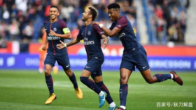 曾单赛季30球，紫百合名宿里加诺退役后重拾老本行当泥瓦匠（单季30球神射手到泥瓦匠：紫百合名宿里加诺退役后重返旧业）